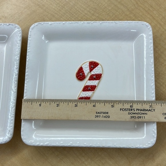 VINTAGE HALLMARK GINGERBREAD MAN AND CANDY CANE COOKIE PLATES - Picture 7 of 16